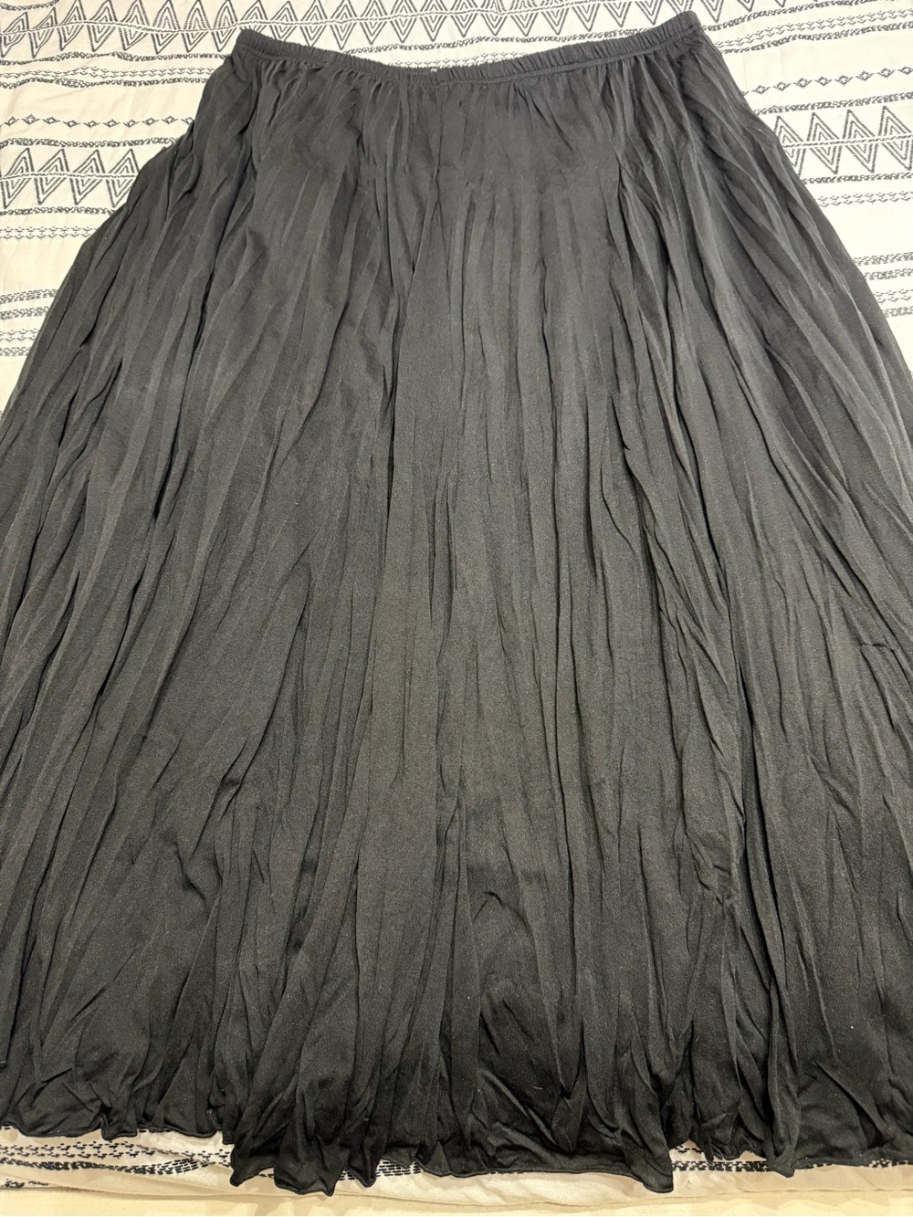 Zac & Rachel Black Pleated Maxi Skirt